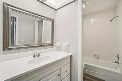 4218 Water Oaks Lane, Tampa, FL 33618 - Photo 25