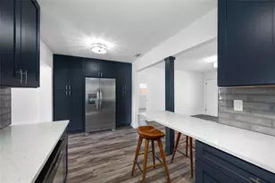 4931 Halifax Dr, Tampa, FL 33615 - Photo 17