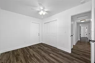 4931 Halifax Dr, Tampa, FL 33615 - Photo 39