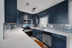 4931 Halifax Dr, Tampa, FL 33615 - Photo 15