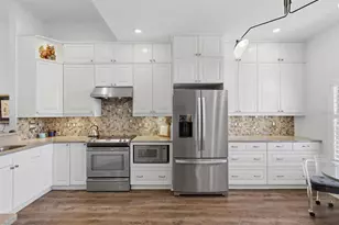 884 Michele Cir, Dunedin, FL 34698 - Photo 3