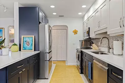 3038 58th Street S, Gulfport, FL 33707 - Photo 5