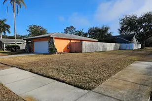 10 Tern Pl, Palm Harbor, FL 34683 - Photo 3