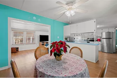 37229 Sandra Avenue, Zephyrhills, FL 33542 - Photo 9