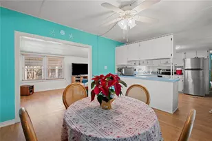 37229 Sandra Ave, Zephyrhills, FL 33542 - Photo 9