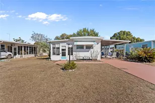 37229 Sandra Ave, Zephyrhills, FL 33542 - Photo 3