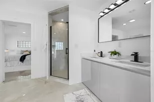 7905 9th Ave S, Saint Petersburg, FL 33707 - Photo 37