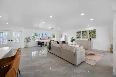 7905 9th Avenue S, Saint Petersburg, FL 33707 - Photo 11