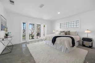 7905 9th Ave S, Saint Petersburg, FL 33707 - Photo 27