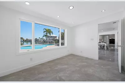 7905 9th Avenue S, Saint Petersburg, FL 33707 - Photo 39