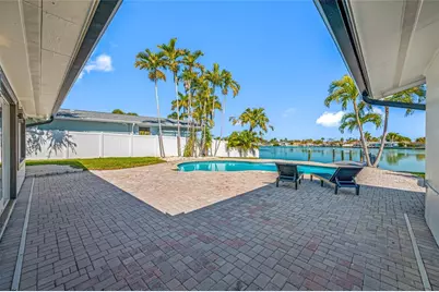 7905 9th Avenue S, Saint Petersburg, FL 33707 - Photo 61