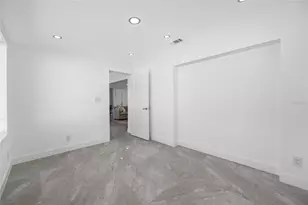 7905 9th Ave S, Saint Petersburg, FL 33707 - Photo 49