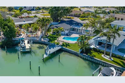 7905 9th Avenue S, Saint Petersburg, FL 33707 - Photo 55