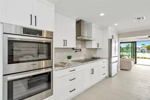 825 116th Ave, Treasure Island, FL 33706 - Photo 11