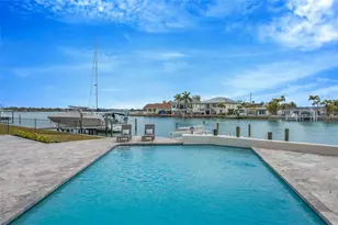 825 116th Ave, Treasure Island, FL 33706 - Photo 57