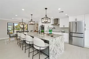 825 116th Ave, Treasure Island, FL 33706 - Photo 17