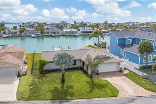 825 116th Ave, Treasure Island, FL 33706 - Photo 5