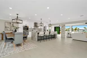 825 116th Ave, Treasure Island, FL 33706 - Photo 9