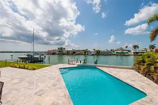 825 116th Ave, Treasure Island, FL 33706 - Photo 17