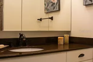 10037 N 62nd Terrace N, Saint Petersburg, FL 33708 - Photo 15