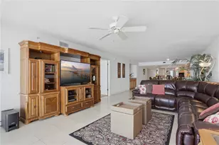 16326 Gulf Blvd, Redington Beach, FL 33708 - Photo 11