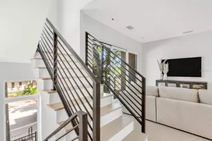 50 64th St S, Saint Petersburg, FL 33707 - Photo 11