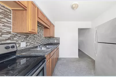 197 148th Avenue E, Madeira Beach, FL 33708 - Photo 5
