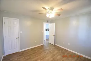 5052 Terrace Club Ln, Tampa, FL 33617 - Photo 25