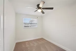 3808 Coral Dr, Tampa, FL 33619 - Photo 15