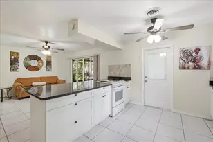 2101 W Kyra Dr, Tampa, FL 33612 - Photo 11