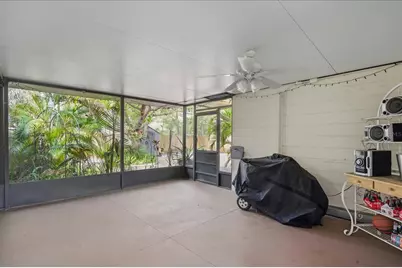 2101 W Kyra Drive, Tampa, FL 33612 - Photo 29