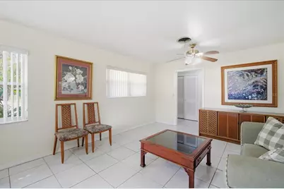 2101 W Kyra Drive, Tampa, FL 33612 - Photo 9