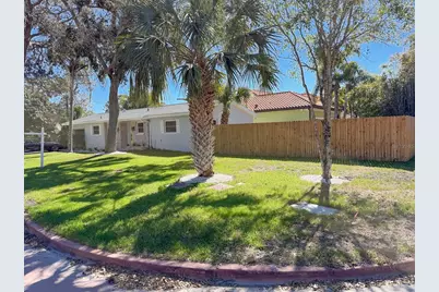 1470 Serpentine Drive S, Saint Petersburg, FL 33705 - Photo 21