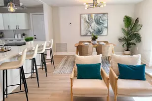 1470 Serpentine Dr S, Saint Petersburg, FL 33705 - Photo 5