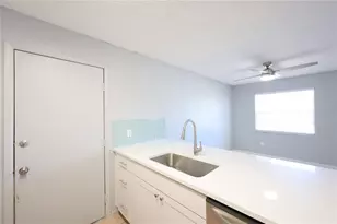 2272 16th Ave SW, Largo, FL 33770 - Photo 9