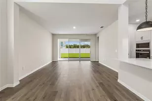 626 Kingswood Ct, Bradenton, FL 34212 - Photo 9