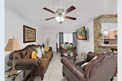 3306 E Chelsea Street, Tampa, FL 33610 - Photo 11