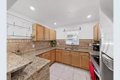 3306 E Chelsea Street, Tampa, FL 33610 - Photo 13