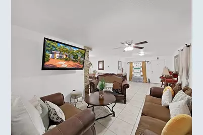 3306 E Chelsea Street, Tampa, FL 33610 - Photo 9