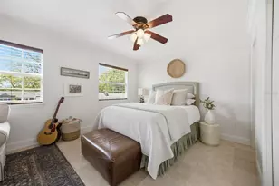 921 Cornelius Ave, Tampa, FL 33603 - Photo 25