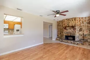 709 Lemonwood Dr, Oldsmar, FL 34677 - Photo 11