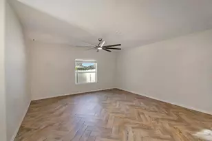 1902 Hawks View Dr, Ruskin, FL 33570 - Photo 17