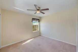 1902 Hawks View Dr, Ruskin, FL 33570 - Photo 25