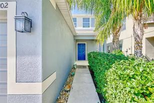 1902 Hawks View Dr, Ruskin, FL 33570 - Photo 3