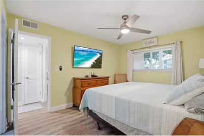 11201 80th Ave #102, Seminole, FL 33772 - Photo 15