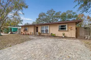 1234 Forrest Hill Dr, Clearwater, FL 33756 - Photo 5
