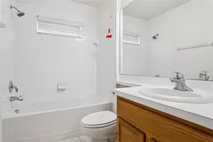 31351 Kirkshire Ct, Wesley Chapel, FL 33543 - Photo 15