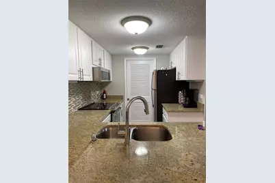 36750 US Highway 19 N #14-211, Palm Harbor, FL 34683 - Photo 9