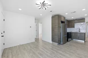 1801 13th Ave S, Saint Petersburg, FL 33712 - Photo 9