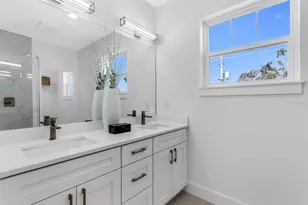 2138 W Chestnut St, Tampa, FL 33607 - Photo 29